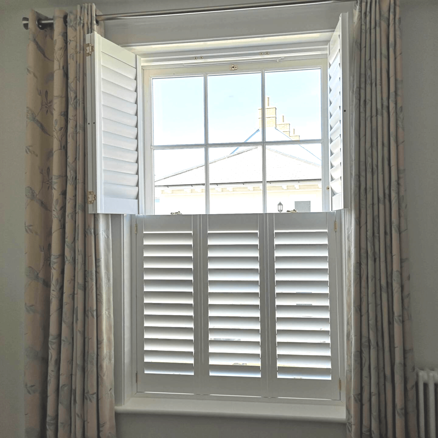 Tier-on-tier Shutters Tier-on-tier Shutters