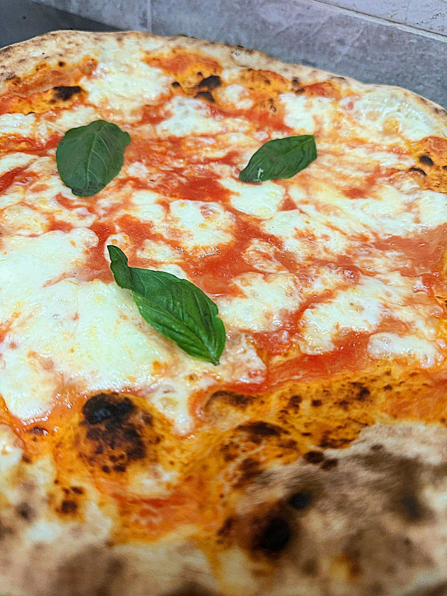 Friends pizzeria d'asporto 2