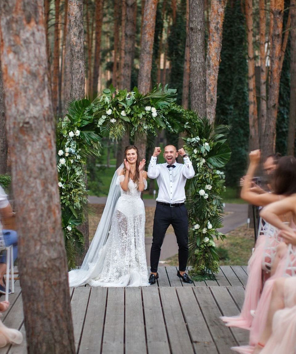 Happy Newly Wed at Outdoor Wedding — Savannah, GA — DMU Happy Newly Wed at Outdoor Wedding — Savannah, GA — DMU