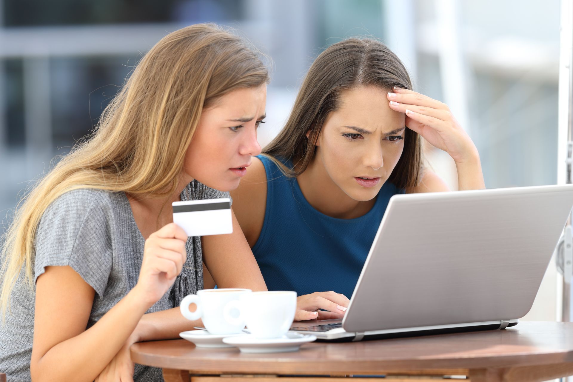protect identity after credit card theft

