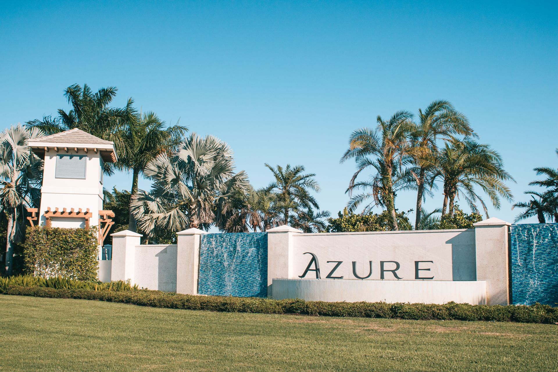 Azure at Hacienda Lakes, FL Five Star Freedom Vacation Home Services