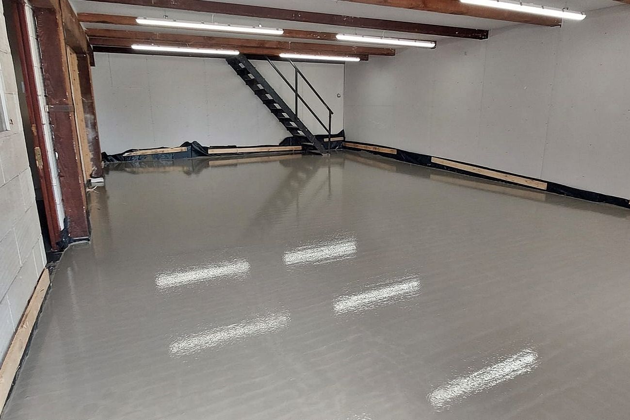 JC Flow Screeds installed liquid flow screed flooring.