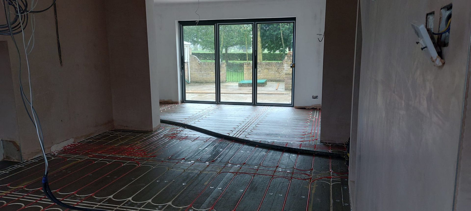 Images of Liquid flow screed preparation, delivery and installation, removing liquid flow screed laitance, pump hire, by JC Flow Screeds.