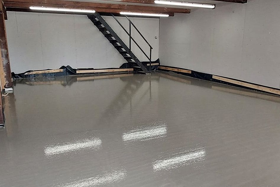 Images of Liquid flow screed preparation, delivery and installation, removing liquid flow screed laitance, pump hire, by JC Flow Screeds. Covering floors across East Anglia.