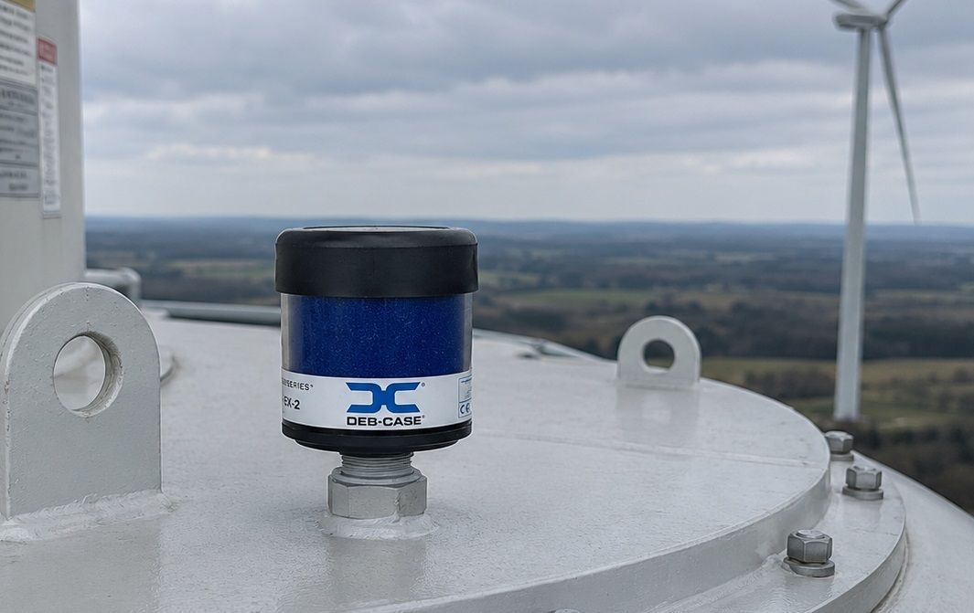 Des-Case EX2 Extended Series Breather fitted to wind turbine