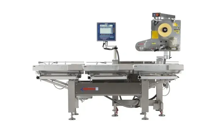 Etichettatrice alimentare con display digitale e distributore di etichette.