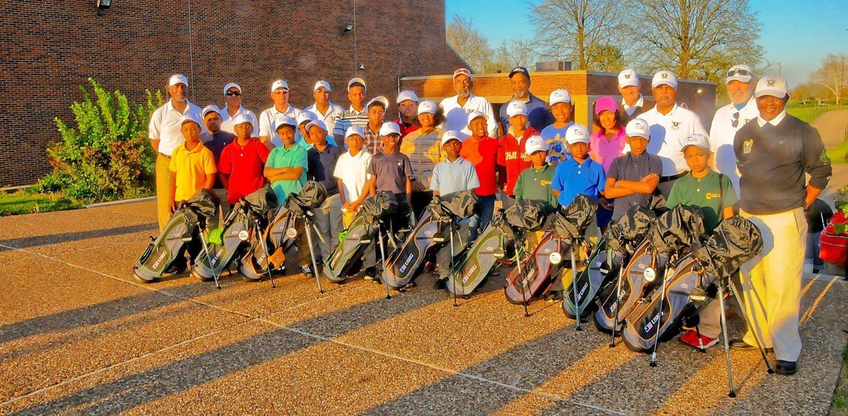 Golf Player Full View | St. Louis, MO | Tee Masters Golf Club of St. Louis Golf Player Full View | St. Louis, MO | Tee Masters Golf Club of St. Louis