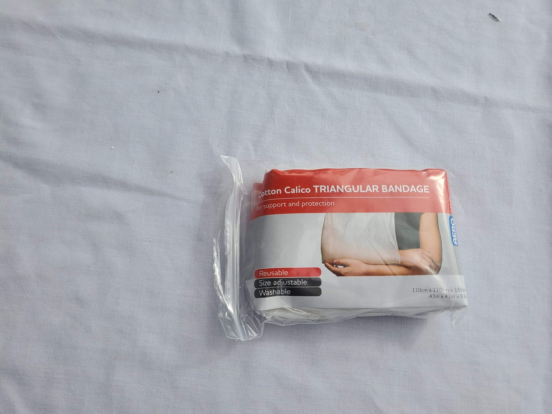 Triangular Bandages — Tingalpa, Qld — A1 First Aid Supplies Triangular Bandages — Tingalpa, Qld — A1 First Aid Supplies