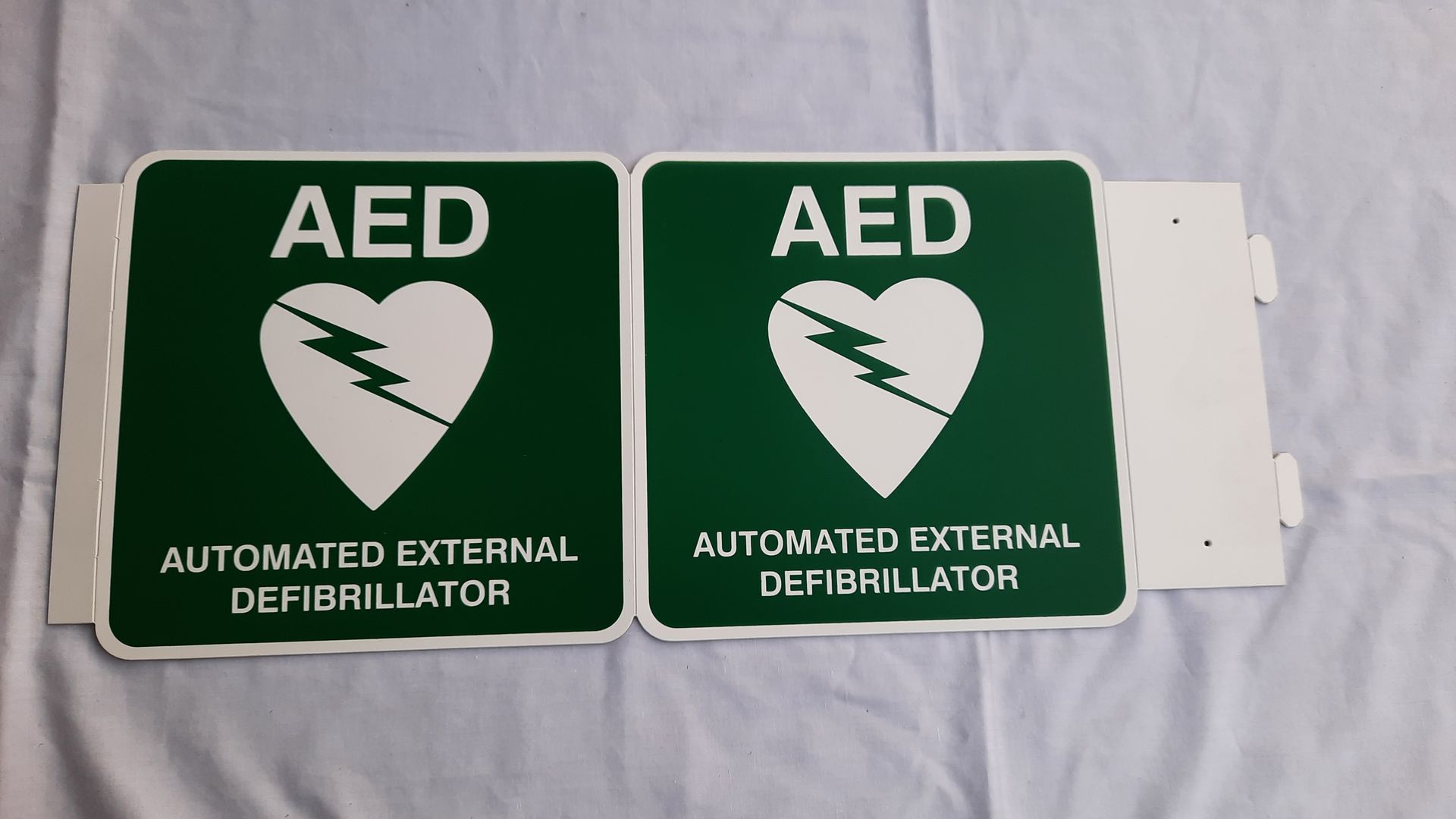 AED Sign – Angle Bracket — Tingalpa, Qld — A1 First Aid Supplies