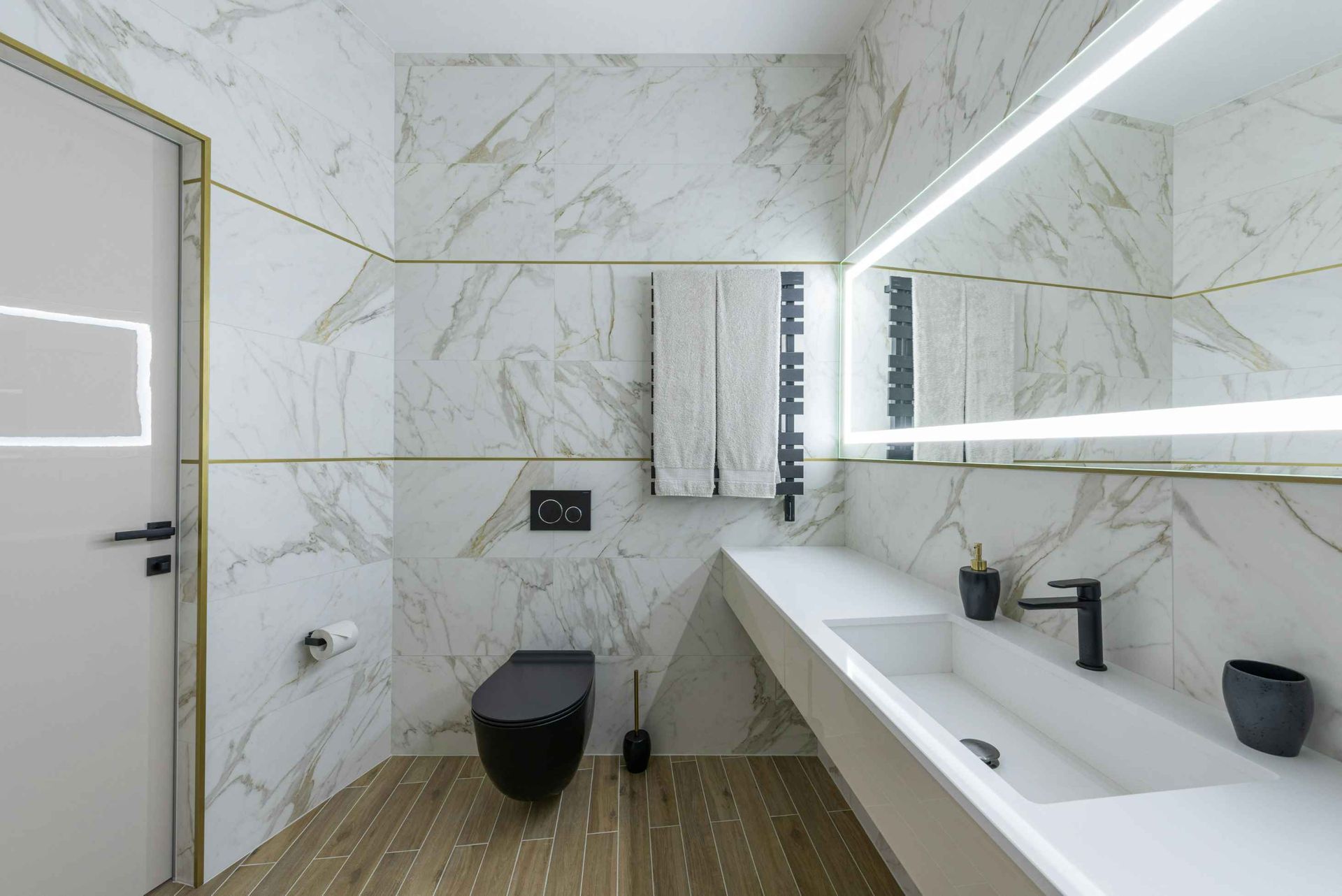 Newly tiled bathroom by expert renovators in Wollongong NSW.