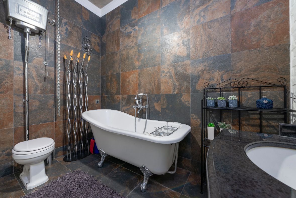 A newly renovated residential bathroom in Wollongong NSW is looking beautiful and functional.