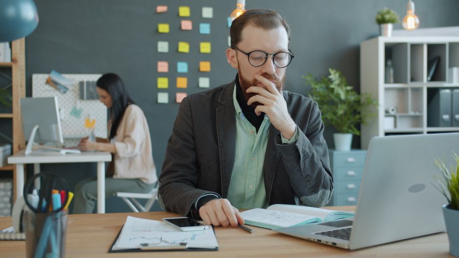 Website strategy planning for SEO in a modern office