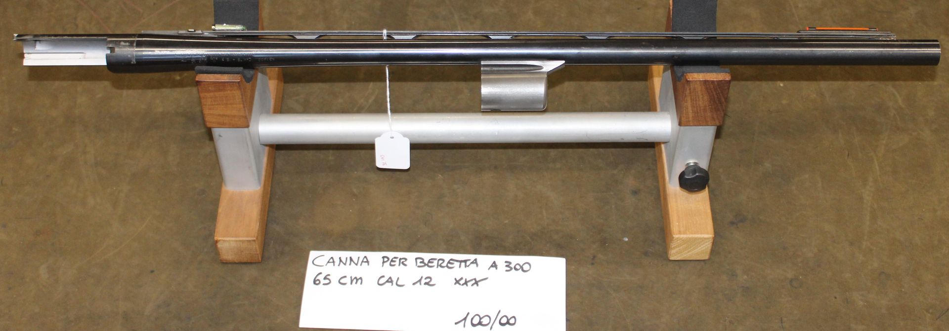 Canna per fucile semiautomatico P.Beretta A 300 calibro 12 con canna da 65 centimetri xxx.
Prezzo di 100,00€