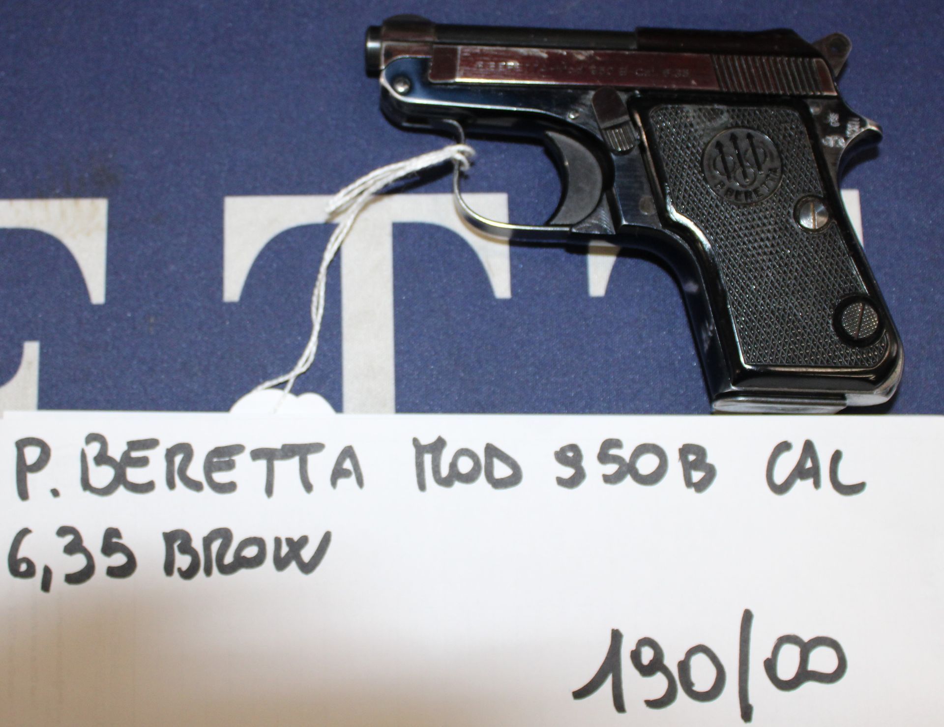 Pistola semiautomatica P.Beretta modello 950B calibro 6.35 brow.
Prezzo di 190,00€