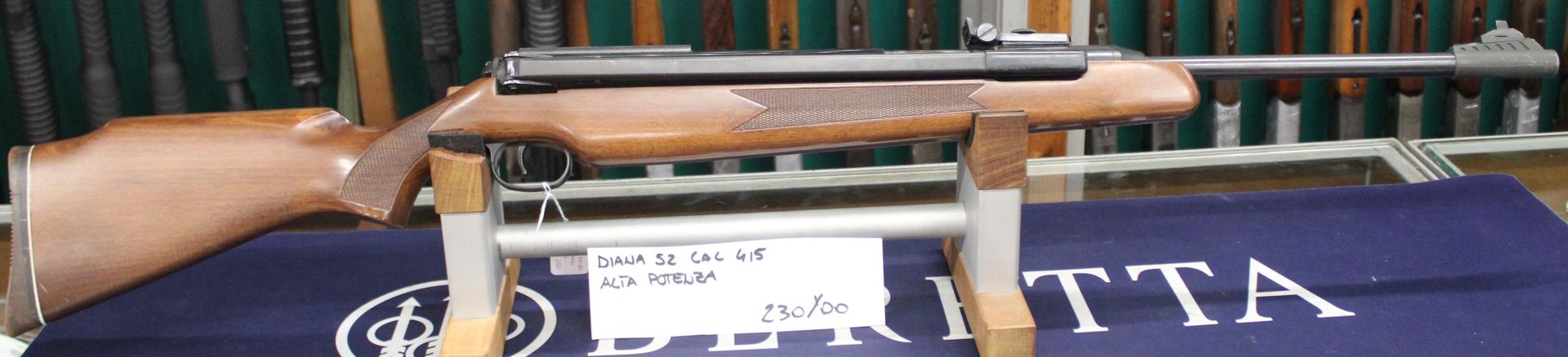 Carabina aria compressa Diana modello 52 calibro 4.5mm alta potenza.
Prezzo di 230,00€