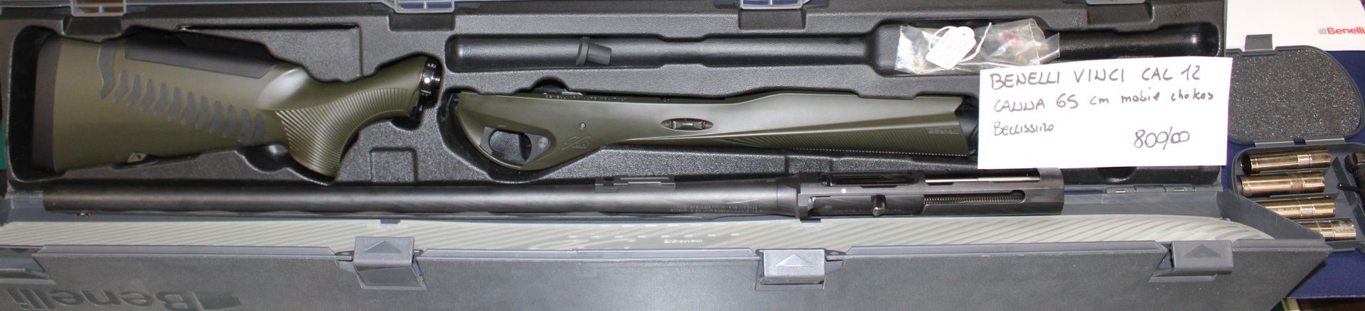 Fucile semiautomatico Benelli Vinci calibro 12 con canna da 65 cm mobil chokes.
Bellissimo.
Prezzo di 800,00€