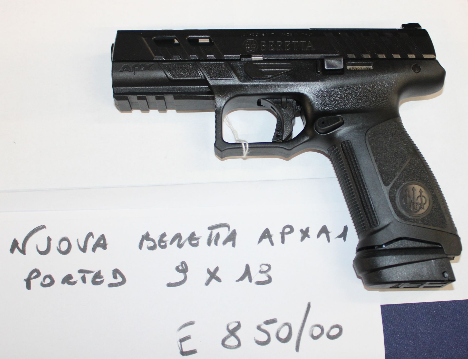 Pistola semiautomatica P.Beretta modello APX A1 Ported calibro 9x19.
Arma nuova a 850,00€
Per info: https://www.beretta.com/it-it/product/apx-a1-P0021
