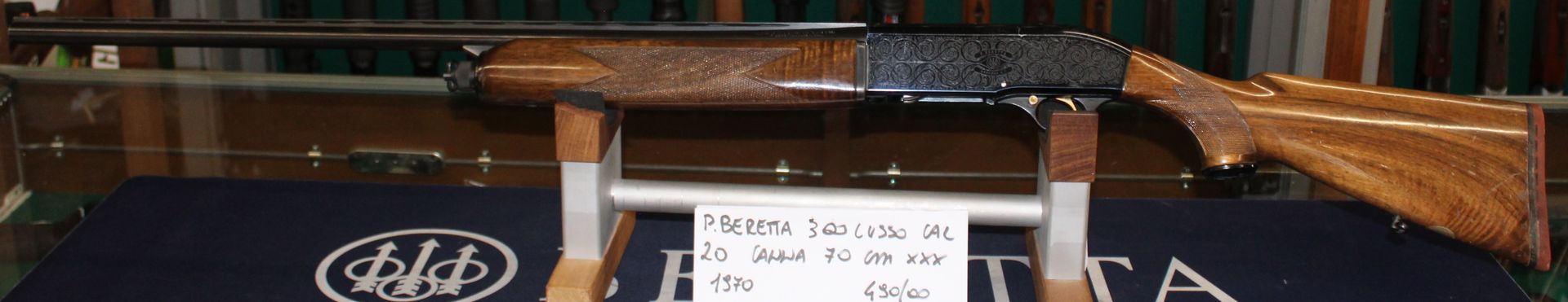 Fucile semiautomatico P.Beretta modello 300 Lusso calibro 20 con canna da 70 centimetri xxx.
Anno 1970.
Prezzo di 490,00€