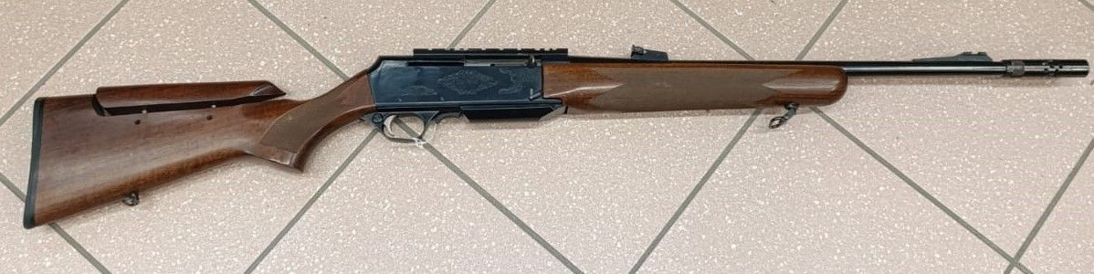 Carabina semiautomatica Browning modello Safari calibro 308 Win e rompifiamma.
Prezzo di 590,00€
