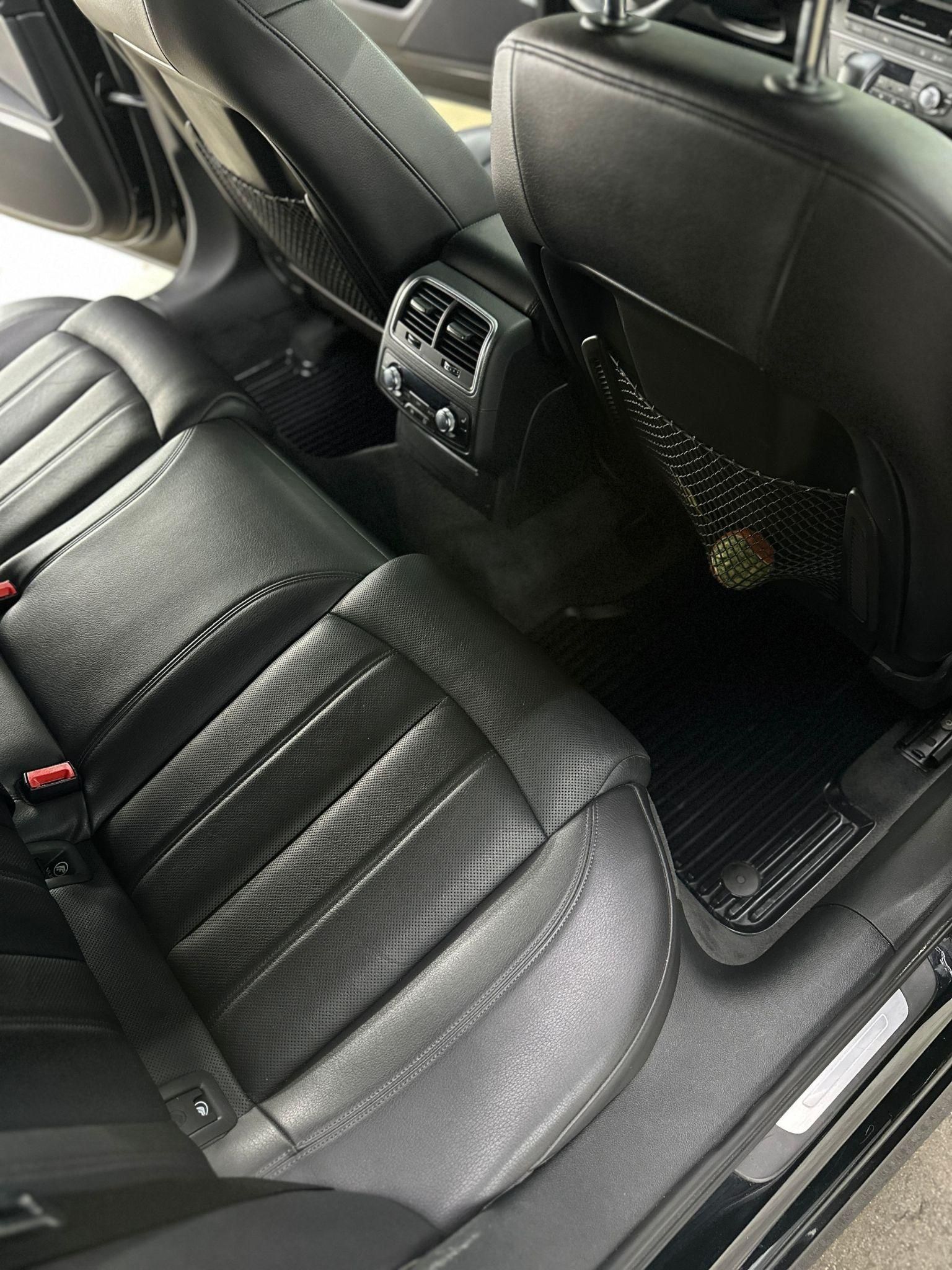 Auto detailing service