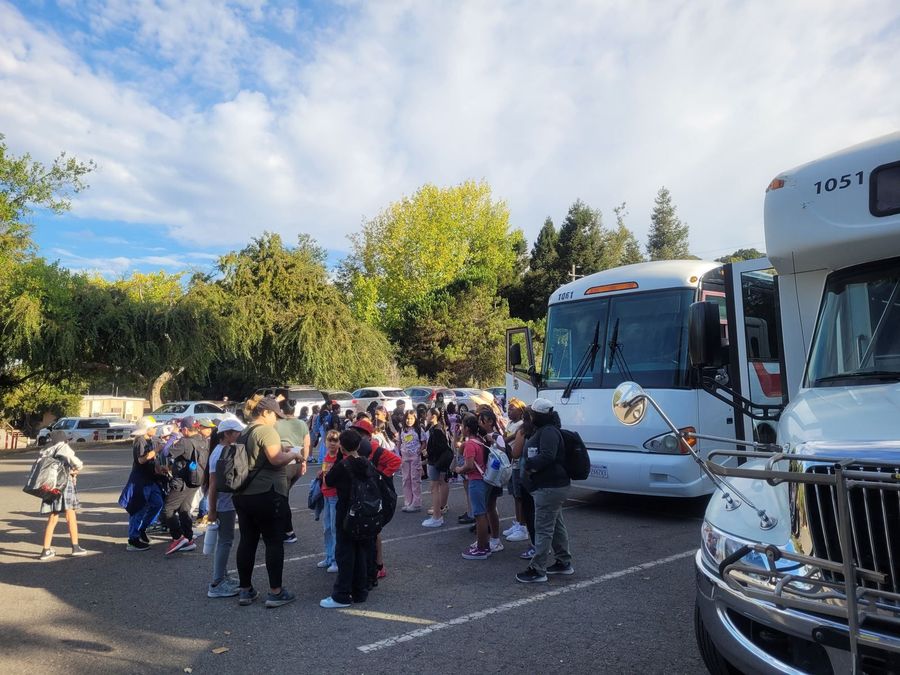 Highland Community School at Oakland Zoo