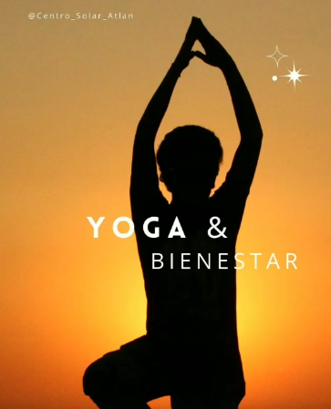 Silueta de persona haciendo yoga al atardecer con el texto 