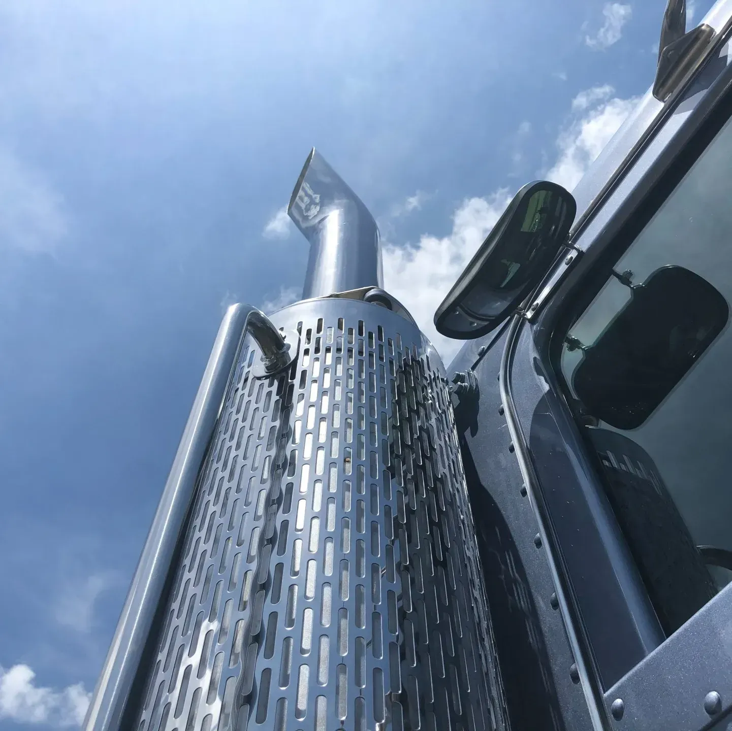 Exhaust Service at Global Truck Traders in Winchester, NH