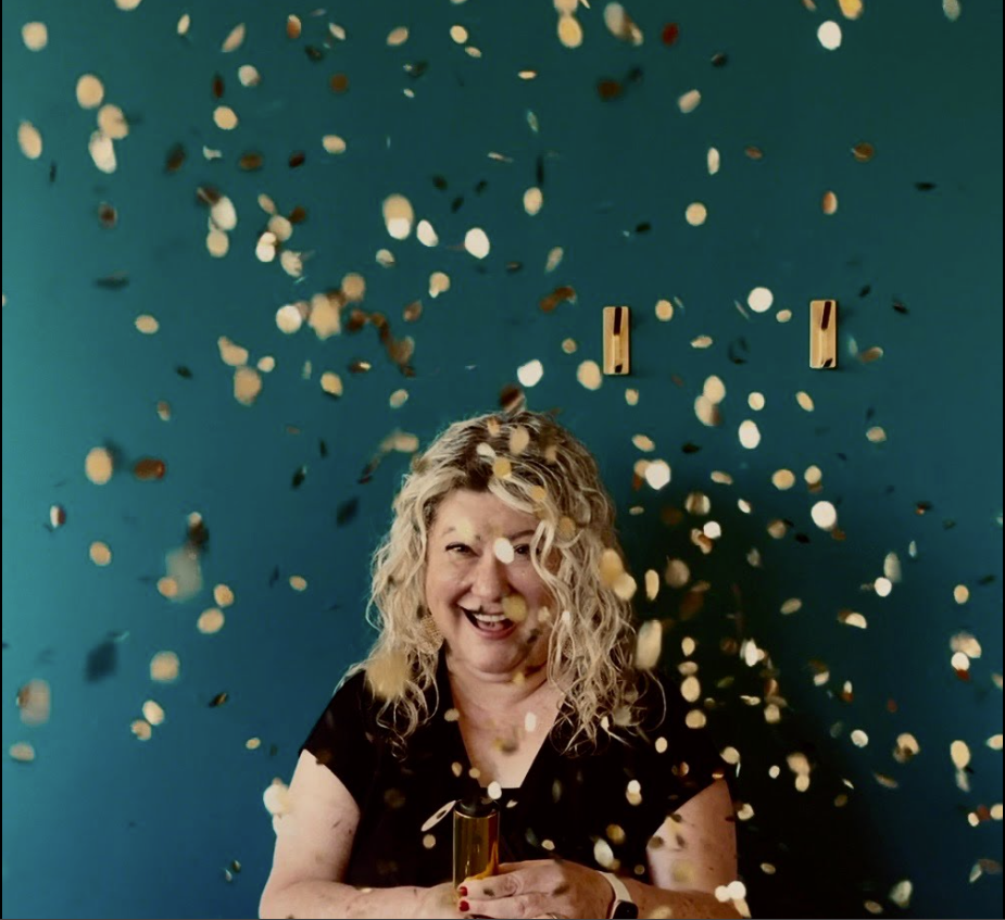A TMS Patient celebrates the end of her treatment and the beginning of her new life, free from depression.