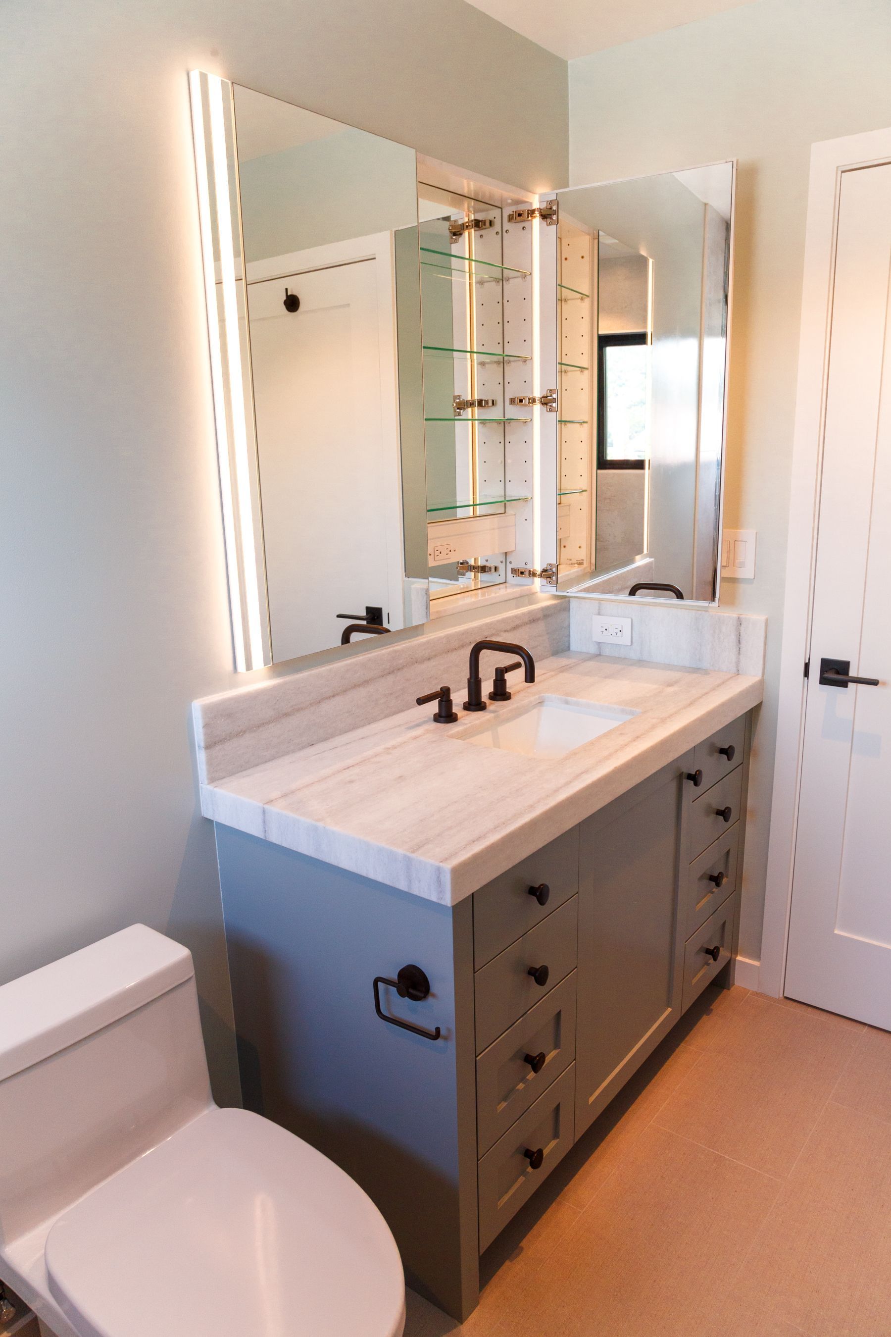 Bathrooms Remodeling Company in San Mateo, CA