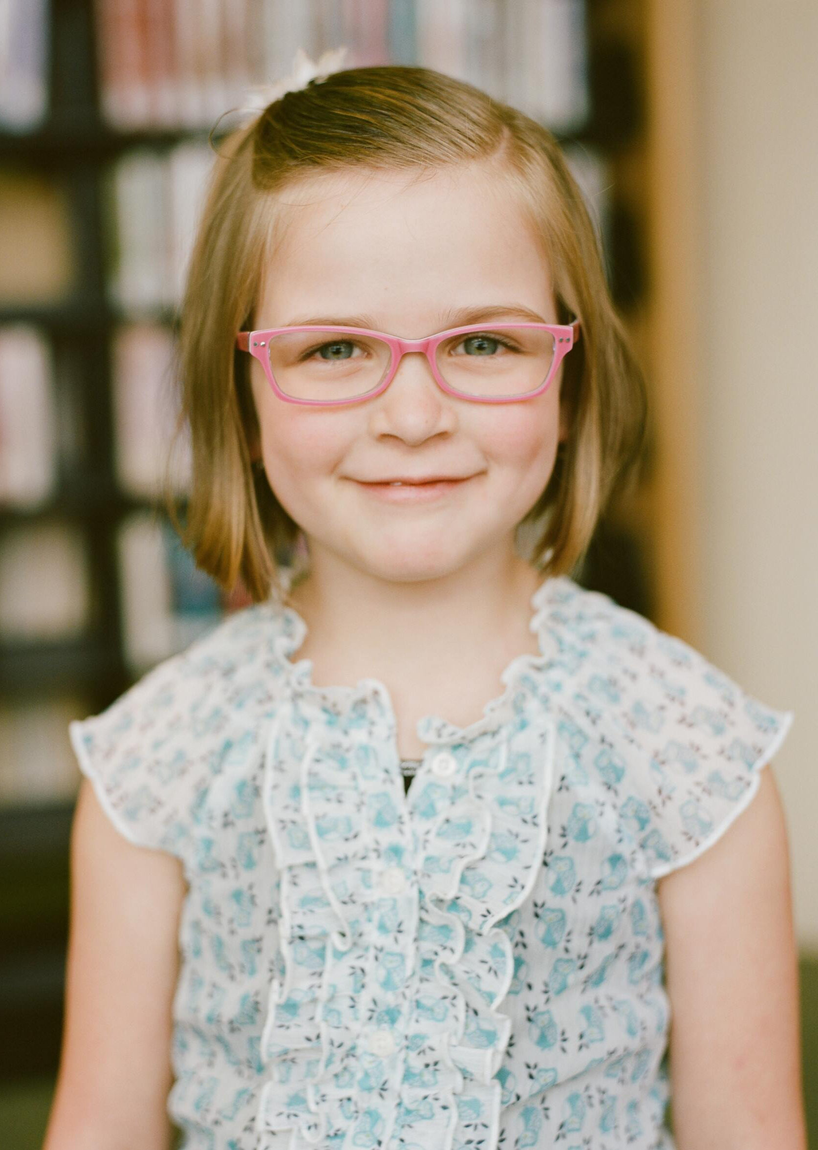 girl wearing glasses