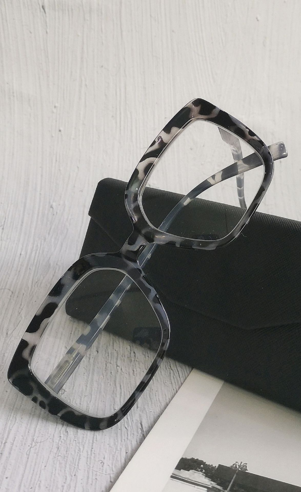 glasses