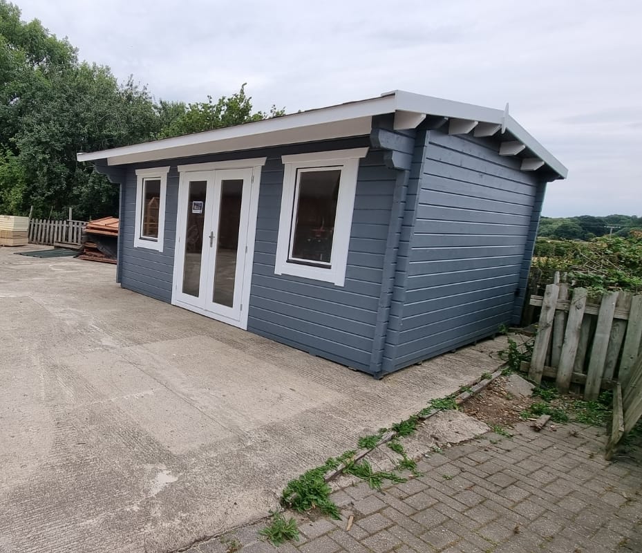 garden summer house cabin