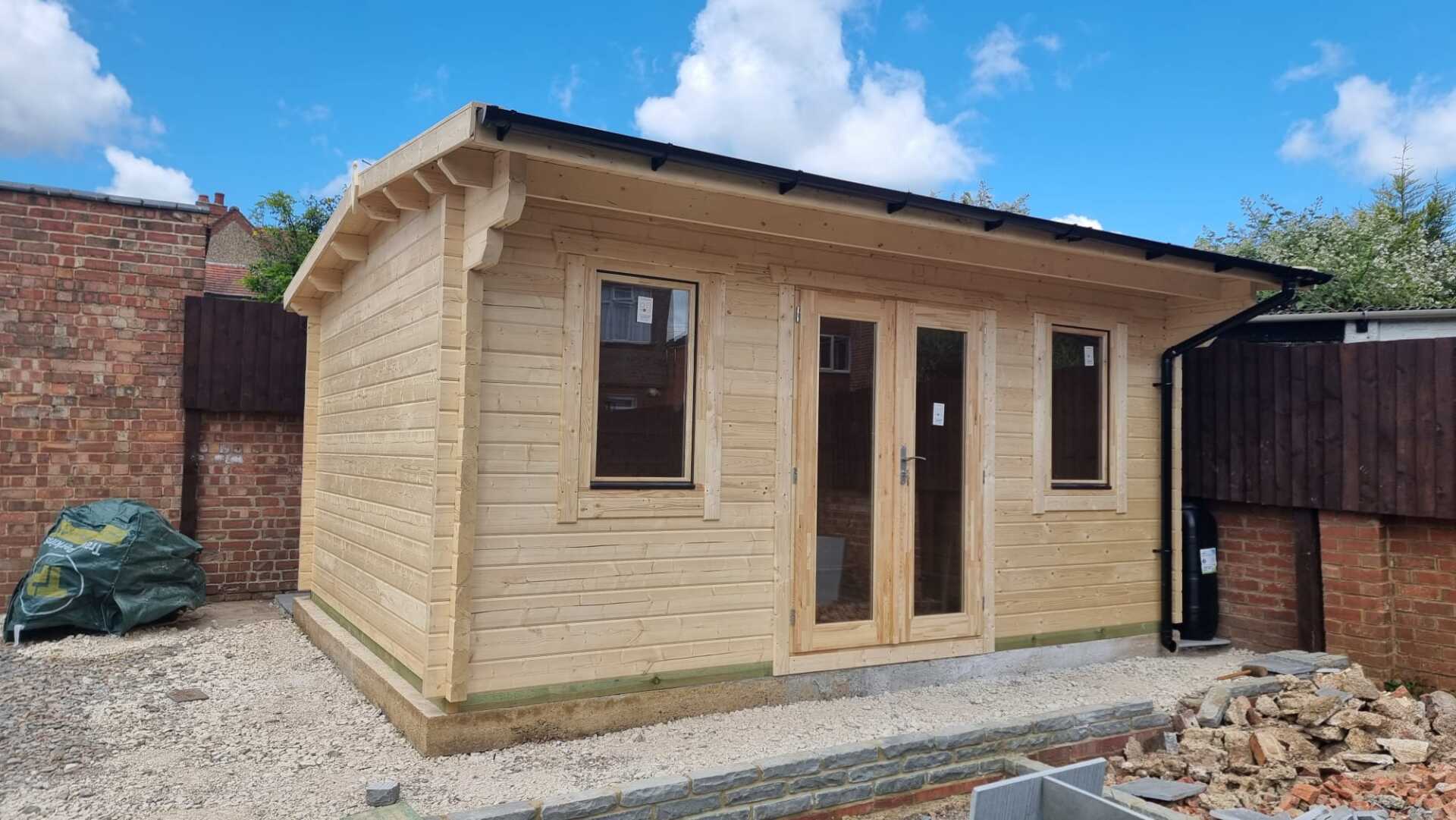 Victoria B Corner Cabin
