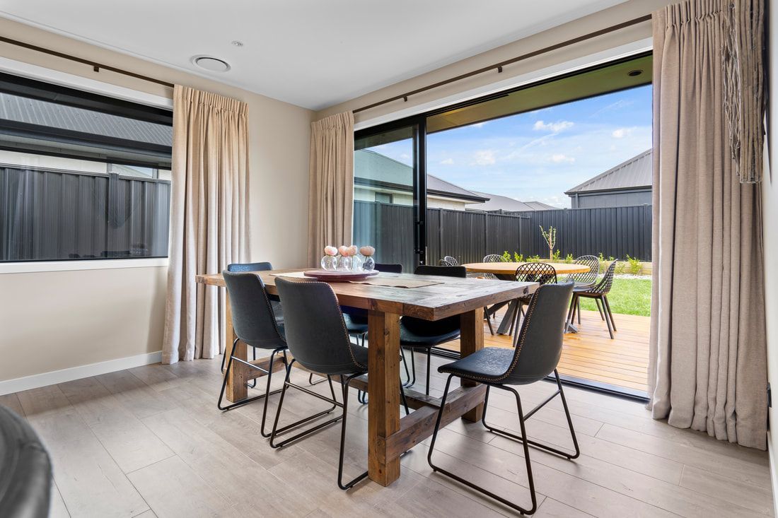 Kwila deck and outdoor living area by NMS Homes