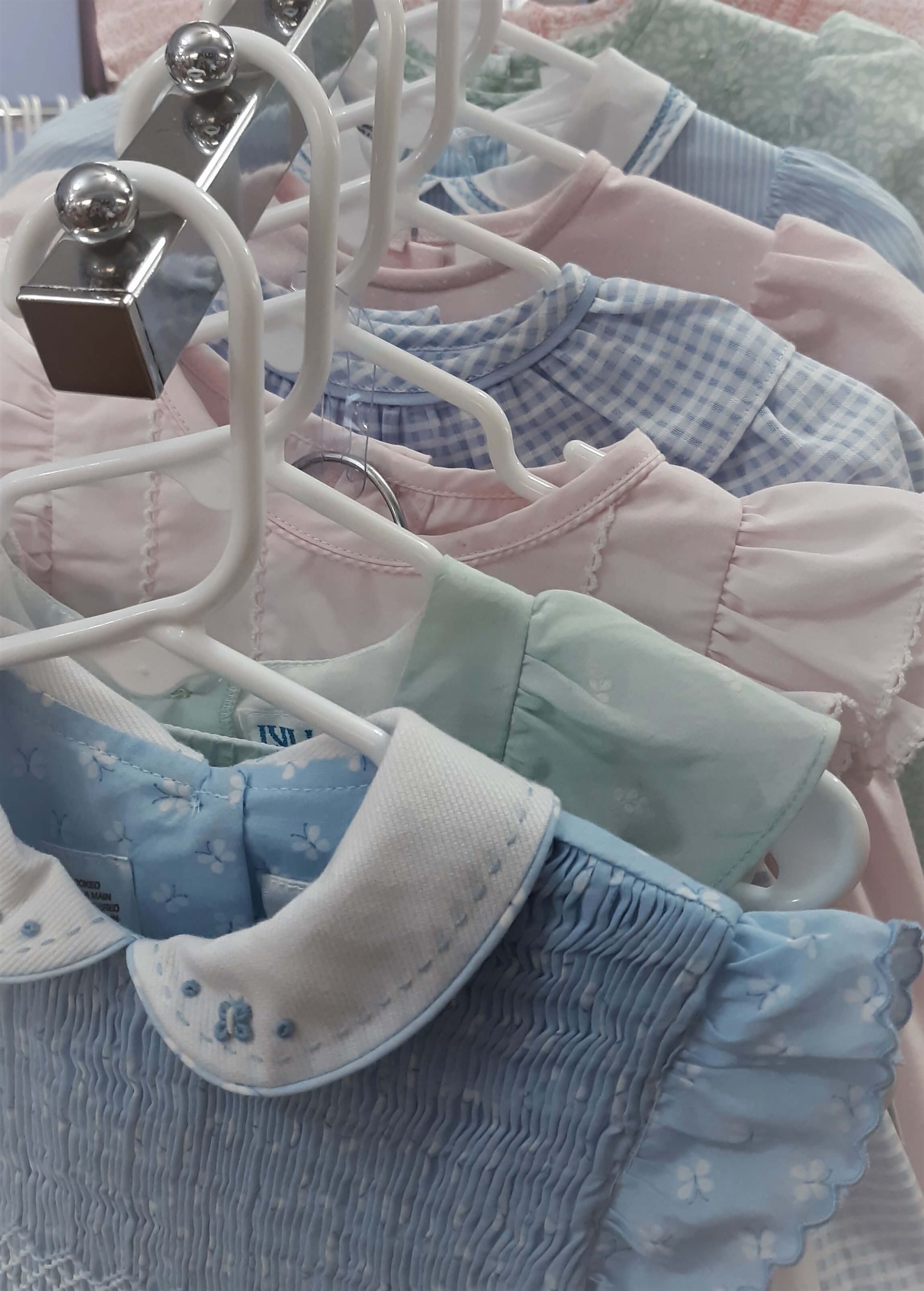 Adorable and trendy baby girl clothes for every occasion