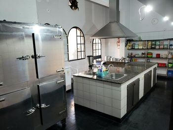 Habitación doble para adultos mayores en residencia geriátrica