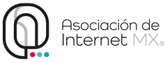 El logo de la asociación de internet mx es blanco y negro.