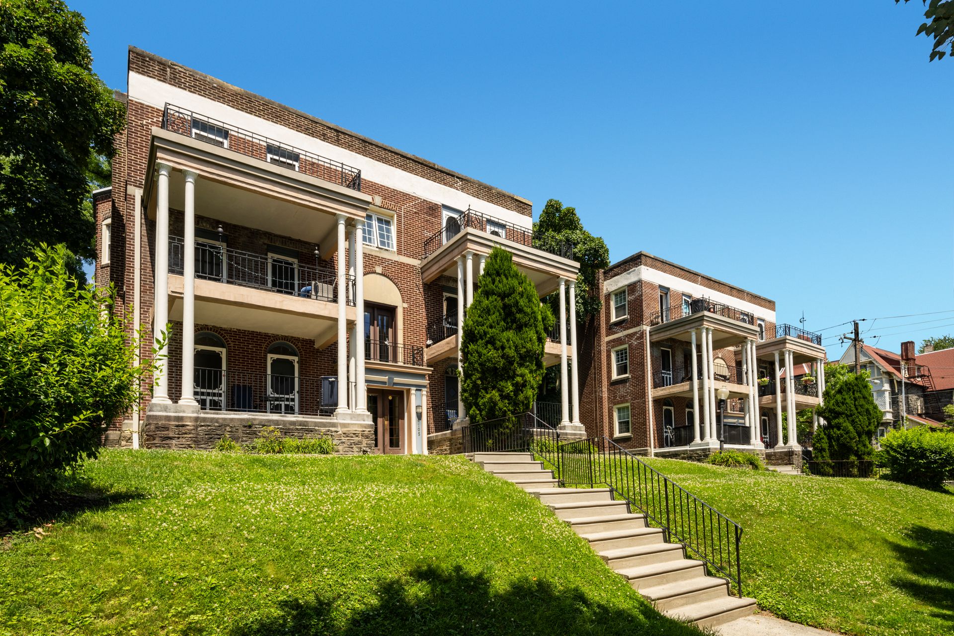 Wayne Walnut Germantown Philadelphia Apartments