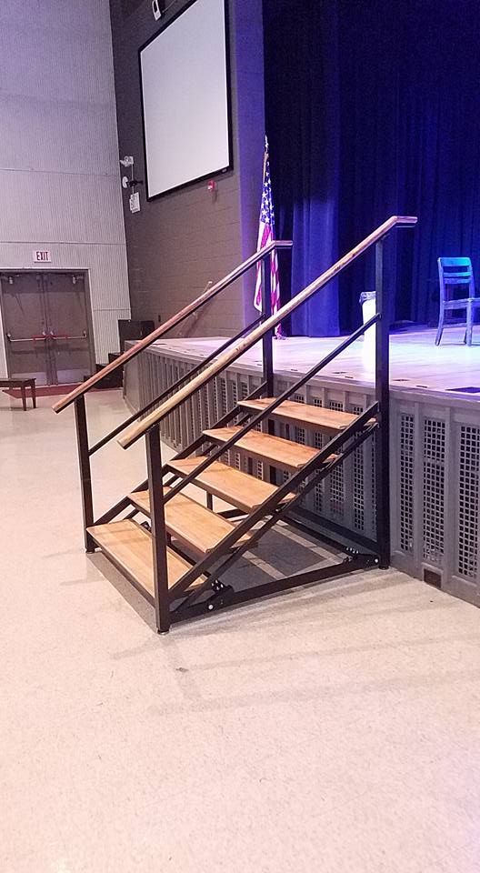 Custom Portable Staging