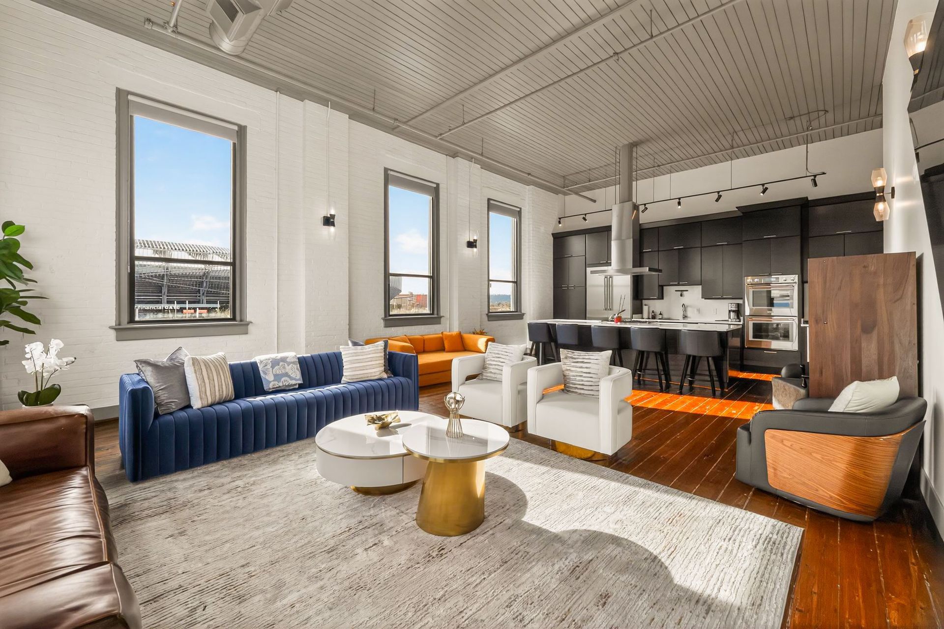 Tall Ceilings, Huge Windows, Open Concept