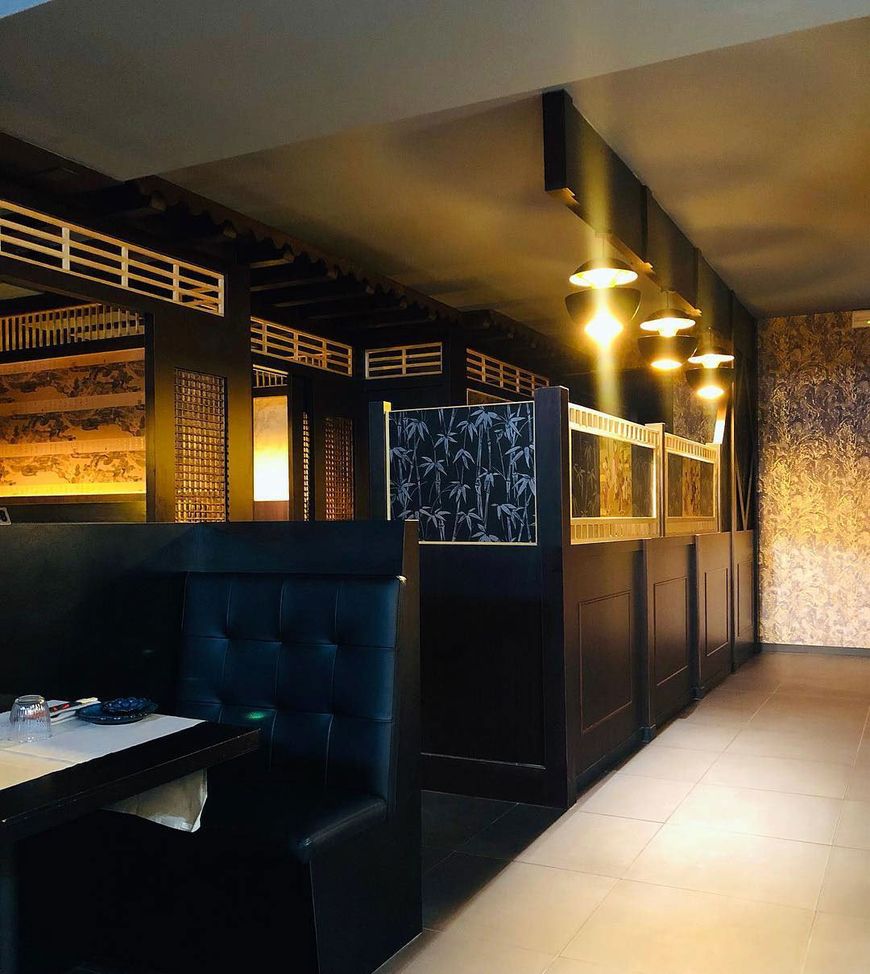 ristorante con tavoli separati