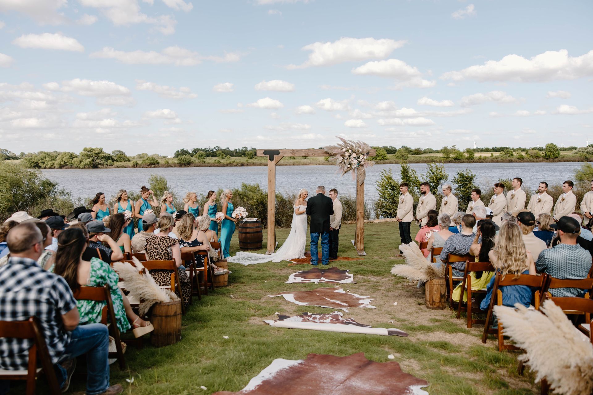 outdoor wedding reception at wild wood wedding and event center