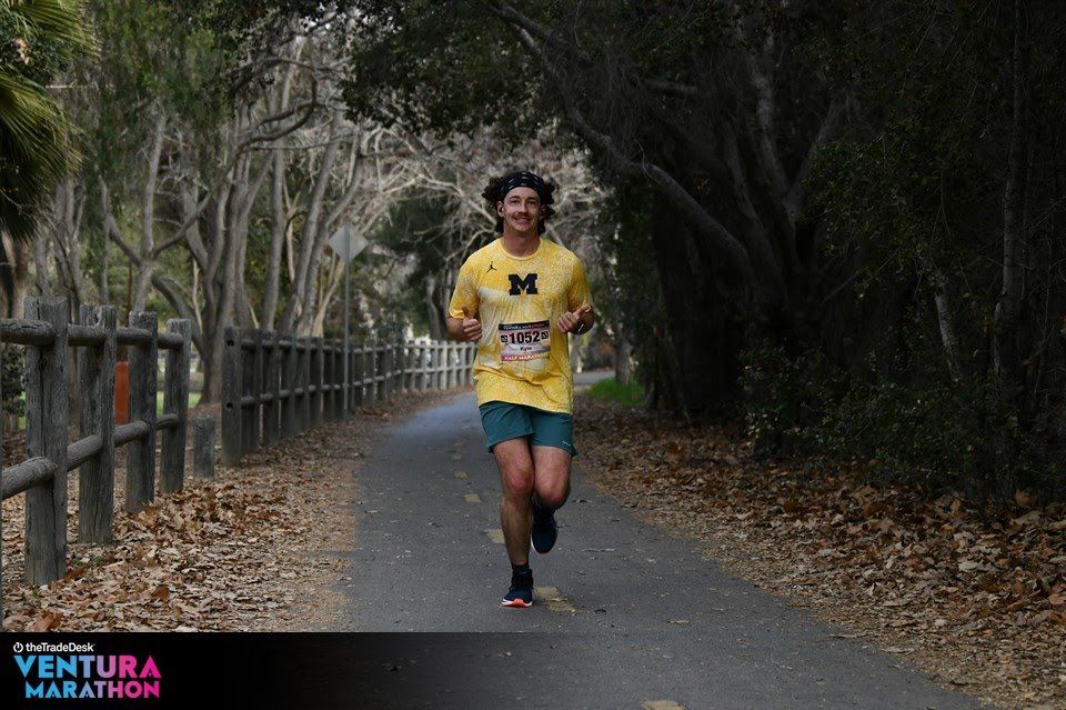 Ventura Marathon - Switch event distance. Image of male participant running the course.
