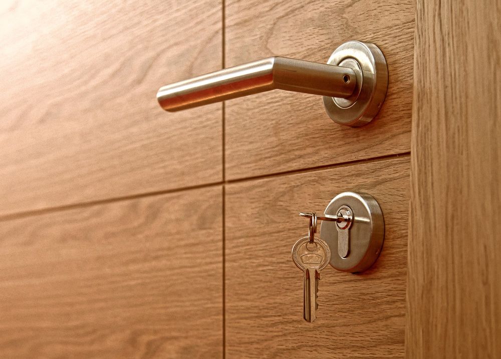 Lock with Key on the Door — Cleveland Heights, OH — Allen Lock & Key Lock with Key on the Door — Cleveland Heights, OH — Allen Lock & Key