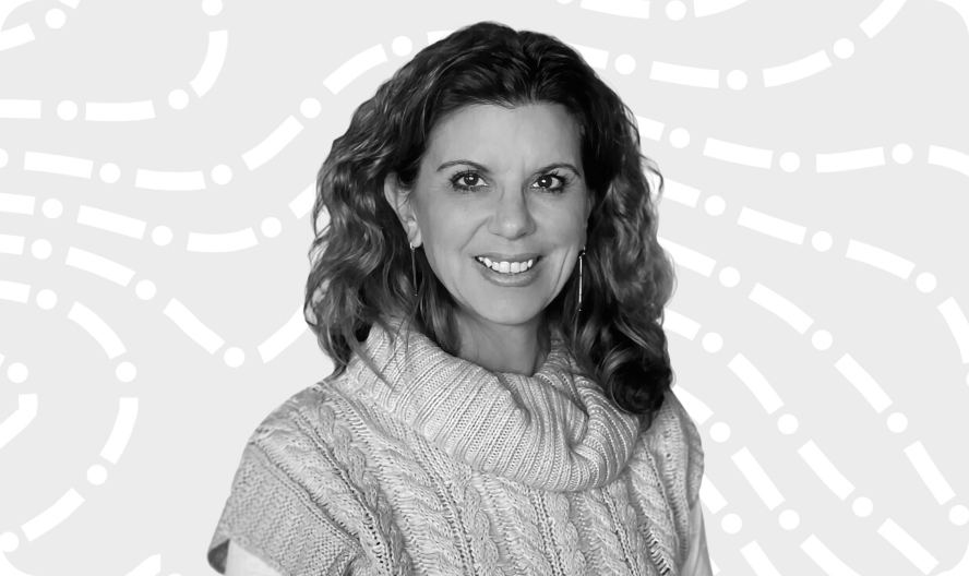robin guzzo headshot