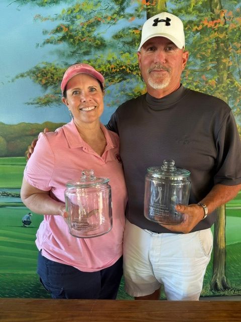 Modified Alt Shot Mixed Division
Jim and Cyndi Howell with a low gross of 72