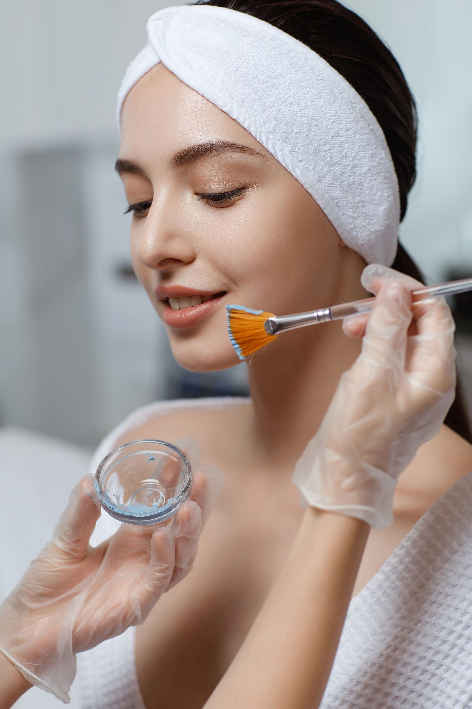 applying chemical peel