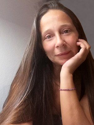 Marisa Meira Terapeuta especializada em medicina natural