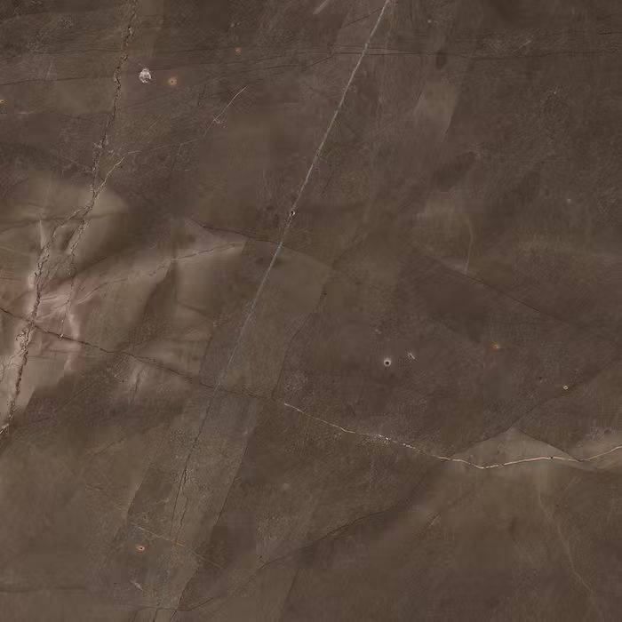 Un primer plano de un trozo de papel marrón.