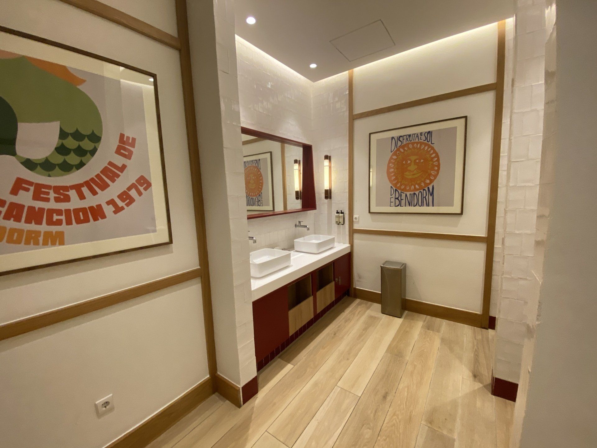 reformas de baño para empresas